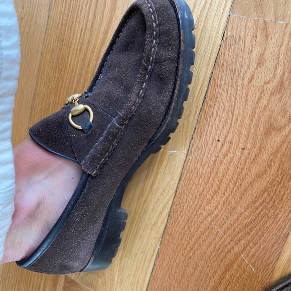 DO NOT BUY Gucci suede loafers - Picture 2 of 2